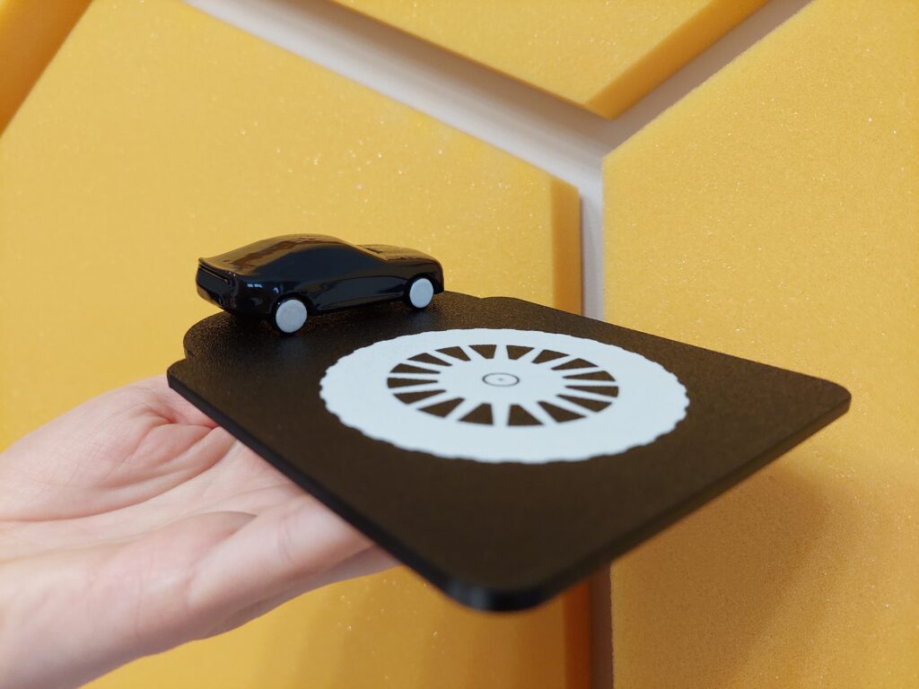 PODKŁADKA POD KUBEK 3D SAMOCHÓD