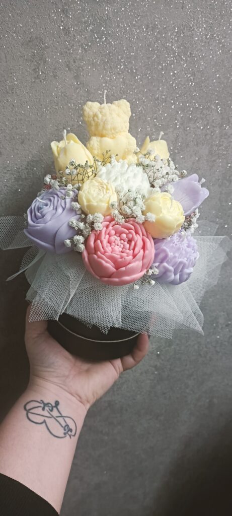 obrazek → CANDLEBOX