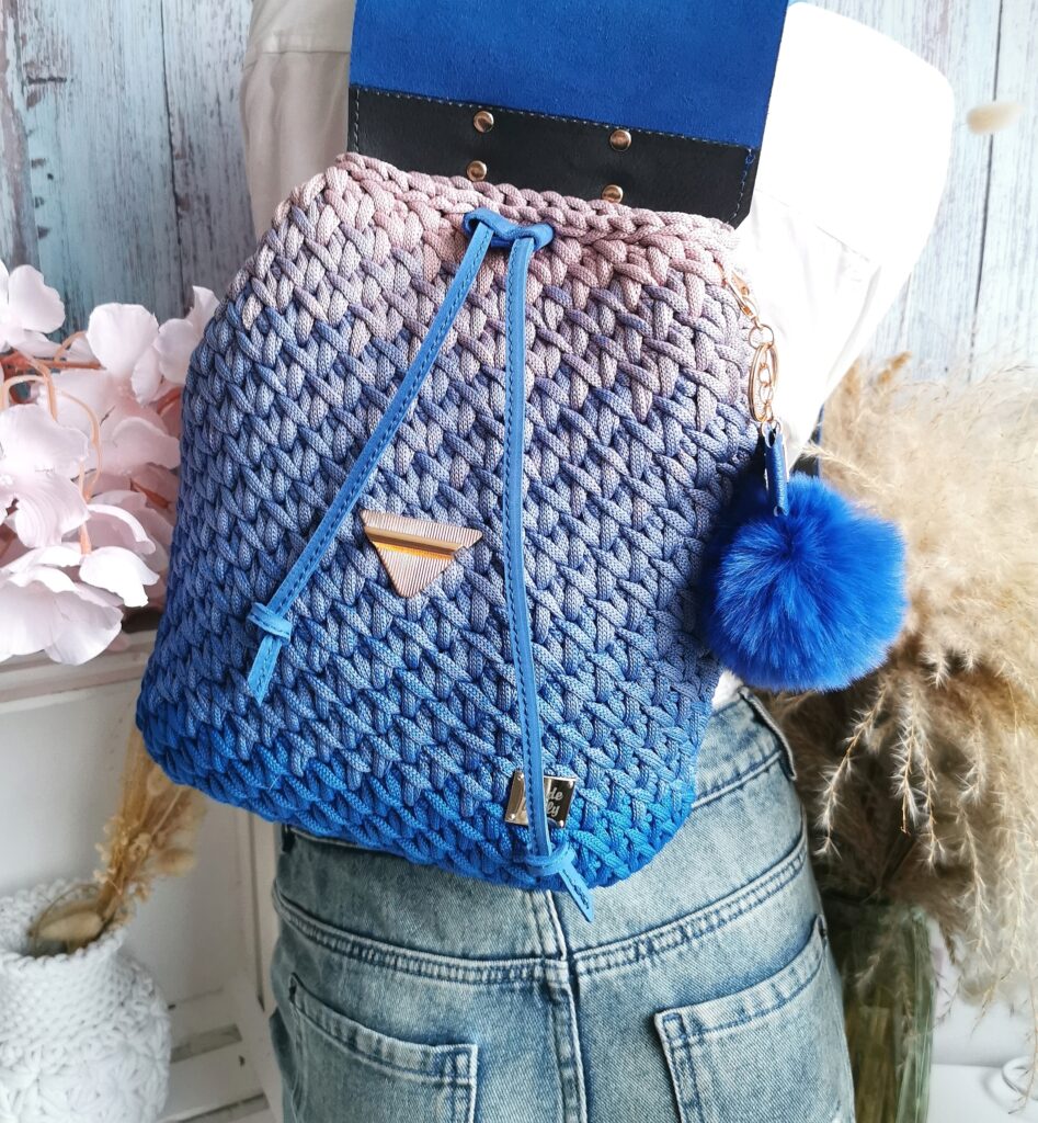 obrazek → Unikatowy plecak ze sznurka cieniowanego z