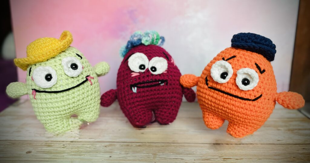 Monsterki – zabawne potworki – maskotki na poprawę nastroju