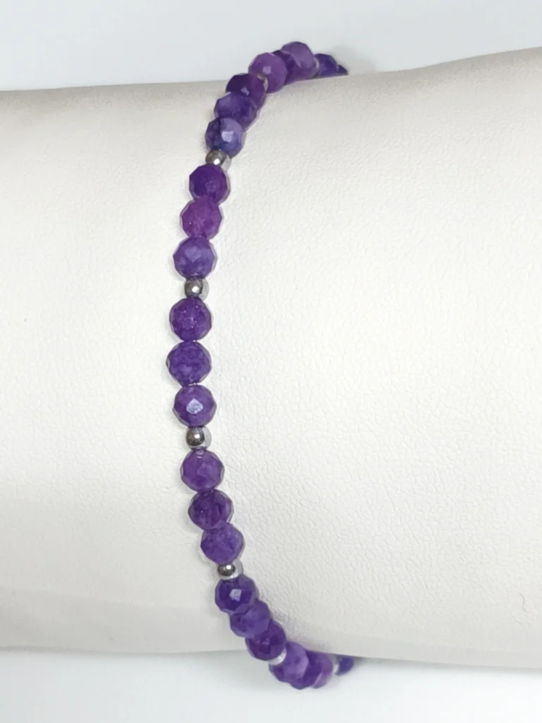 obrazek → Bransoletka z ametystów – na bezsenność