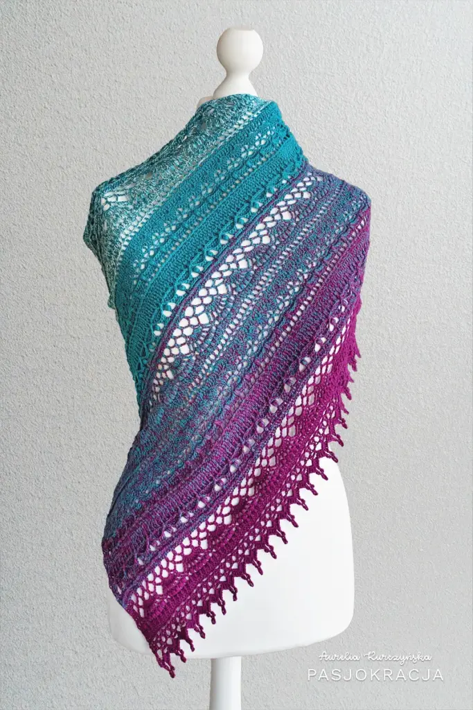 Bawełniana chusta ombre w morskich tonach