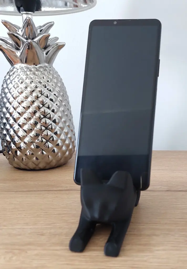 obrazek → STOJAK NA TELEFON KOT